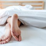 5-motive-pentru-care-e-bine-sa-dormiti-dezbracati-in-fiecare-seara.jpg